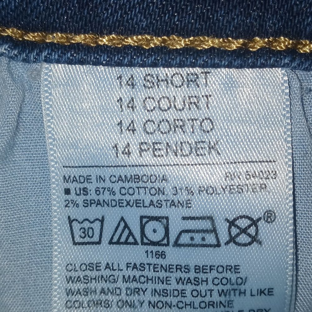 Old Navy pop icon style blue jeans - Picture 3 of 3